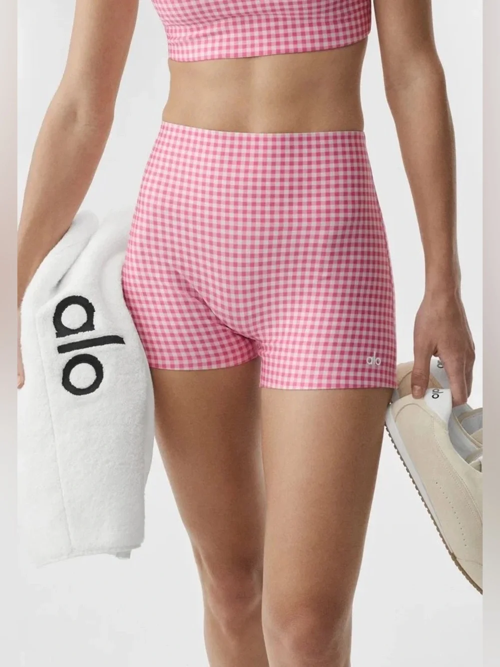 NEW SET Alo Yoga Airlift Gingham Bra + Shorts SET Paradise Pink NWT SIZE small